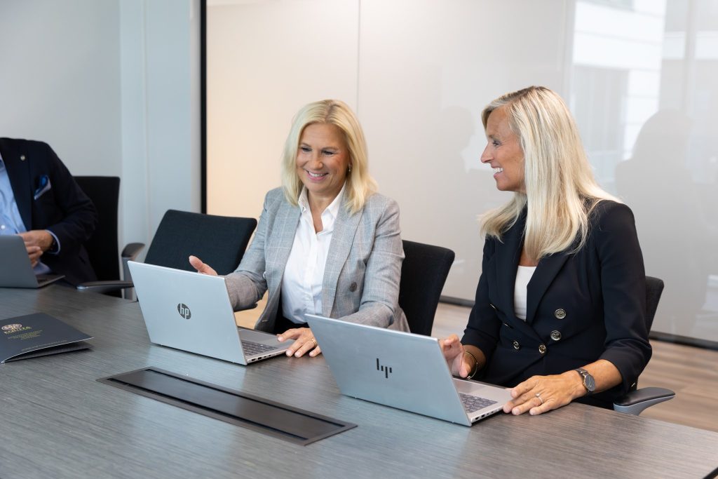 Ruotsin edustajat, Equita Talent Partners